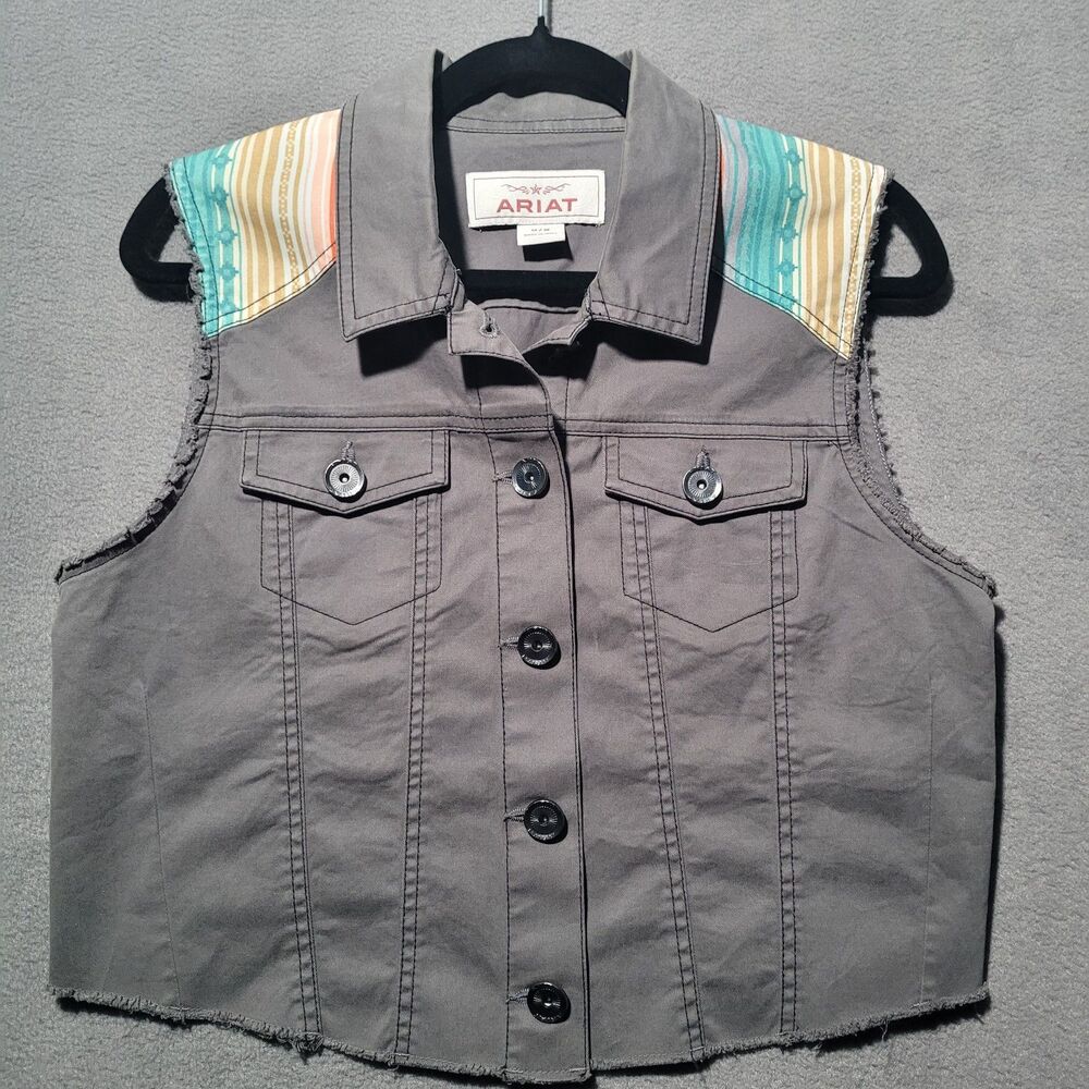 Women's Ariat Gray Aztec Print Cut-off June Trucker Vest Size Medium NWOT‎